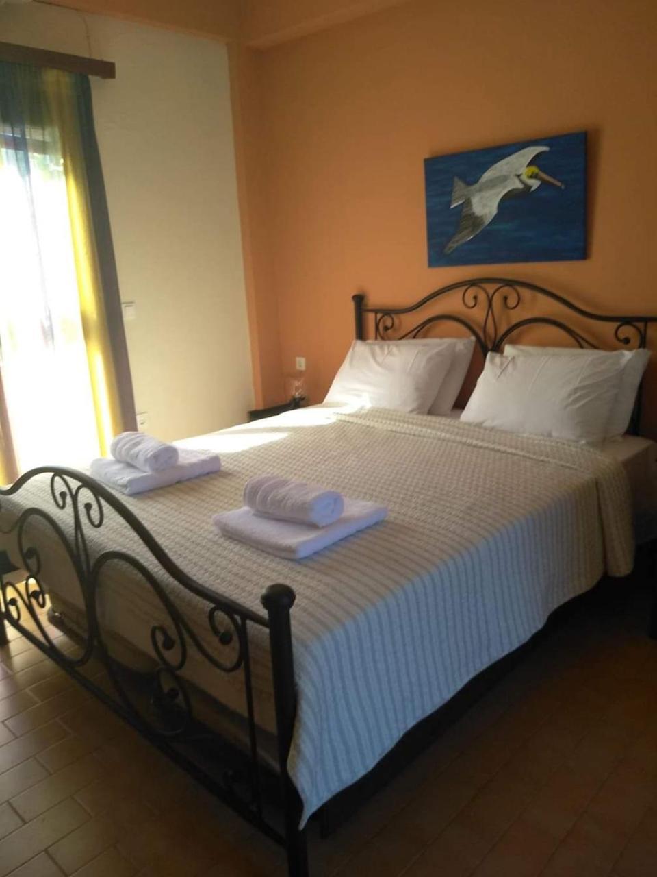 Dionisis Apartments Kounopetra ภายนอก รูปภาพ